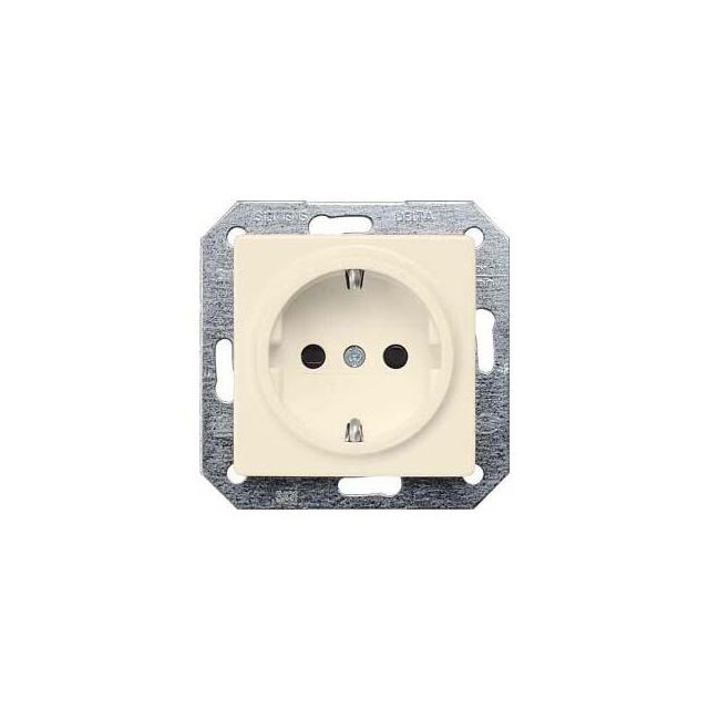 Delta 2P+E Socket with Shutters Cream 5UB1558