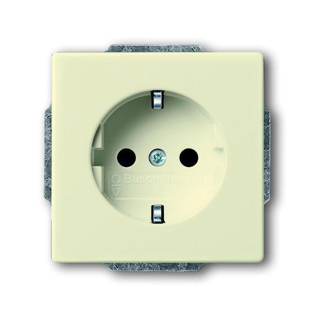Future 2P+E Socket Ivory 20 EUC-82 20134