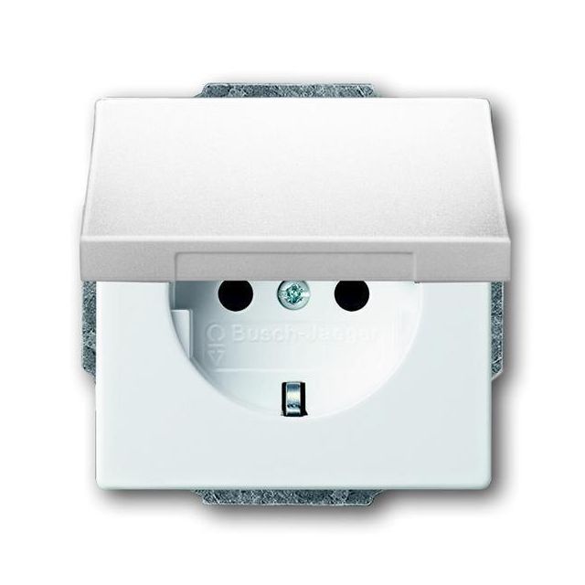 Future 2P+E Socket with Lid White 20EUK-84 20149