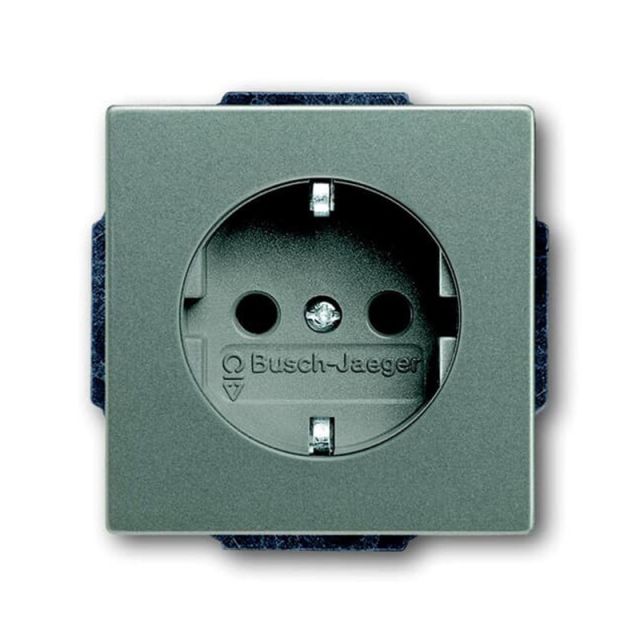 Solo 2P+E Socket Gray 20 EUC-803 40904