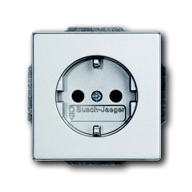 Future 2P+E Socket with Shutters Aluminium 20 EUCKS-83 29654