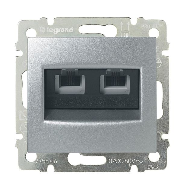 Valena Πρίζα RJ45 CAT6 UTP Διπλή Χωνευτή Αλουμίνιο 770247