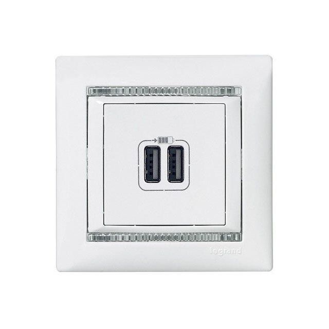 Valena Charging Socket 2XUSB Recessed White 770470