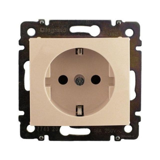 Valena Socket 2P+E Recessed Cream 774321