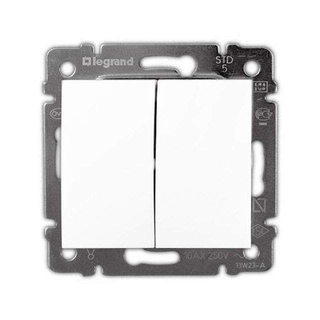 Valena Διακόπτης Kομμυτατέρ Χωνευτός Λευκό 774405